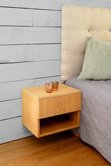 Table de chevet Noble — Chêne