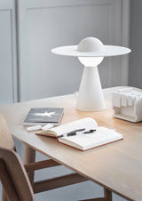 Lampe de table en céramique — Solaire