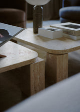 Table basse Atlas 82x82 — Unfilled Travertine