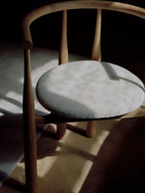 Chaise Bukowski — Oak w. Nevotex Barnum Lana 24