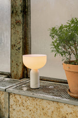 Lampe de table portable Kizu — White Marble w. White Acrylic