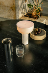 Lampe de table portable Kizu — White Marble w. White Acrylic
