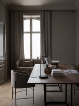 Table de diner Florence rectangulaire — Black Stained Ash w. Black Frame