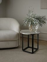 Table d'appoint Florence — Gris du Marais Marble w. Black Frame