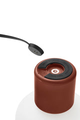 Lampe de table portable Karl-Johan — Earth Red