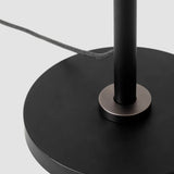 Lampadaire ajustable Poise — Graphite