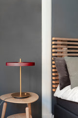 Lampe de table Asteria — Ruby Red