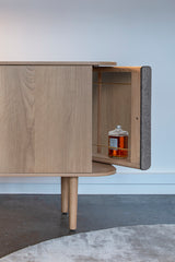 Cabinet Treasure 2 portes - oak — Sterling