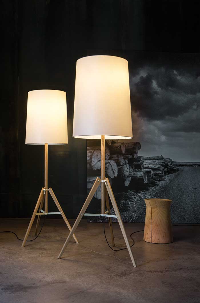 Lampadaire TRIPOD 153 cm — Saguran