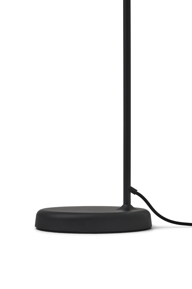 Lampadaire Material — Black Marble w. Black Base