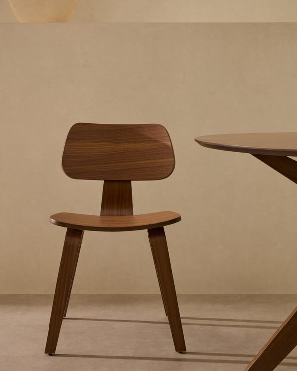 Chaise Gena en placage de noyer et bois d'hévéa — Kave Home