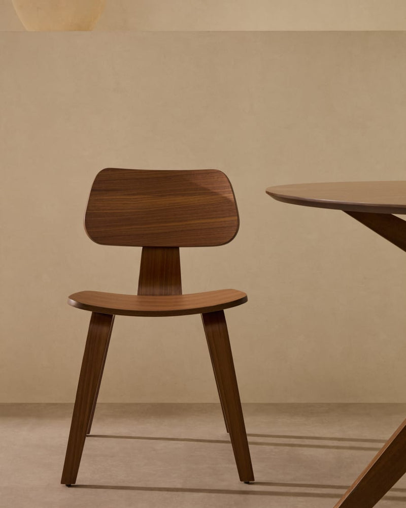 Chaise Gena en placage de noyer et bois d'hévéa — Kave Home