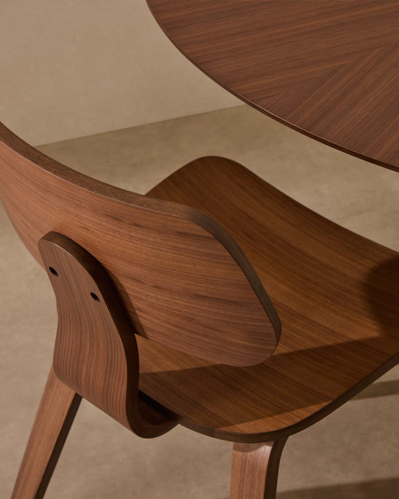 Chaise Gena en placage de noyer et bois d'hévéa — Kave Home