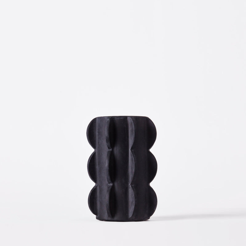 Arcissimo Vase Black Medium