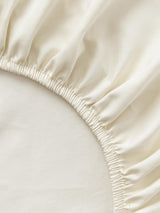 Drap-housse Premium beige clair - vue de détail satin