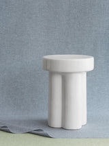 Tabouret TORU Cannelé blanc cassé - contexte