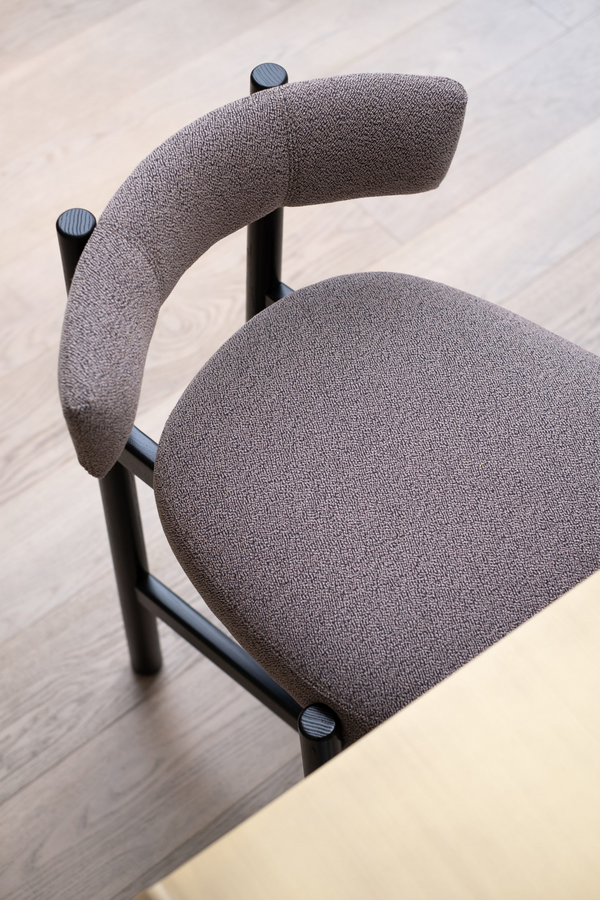 Tabouret Dalya en frêne noir H94cm — Tissu catégorie A