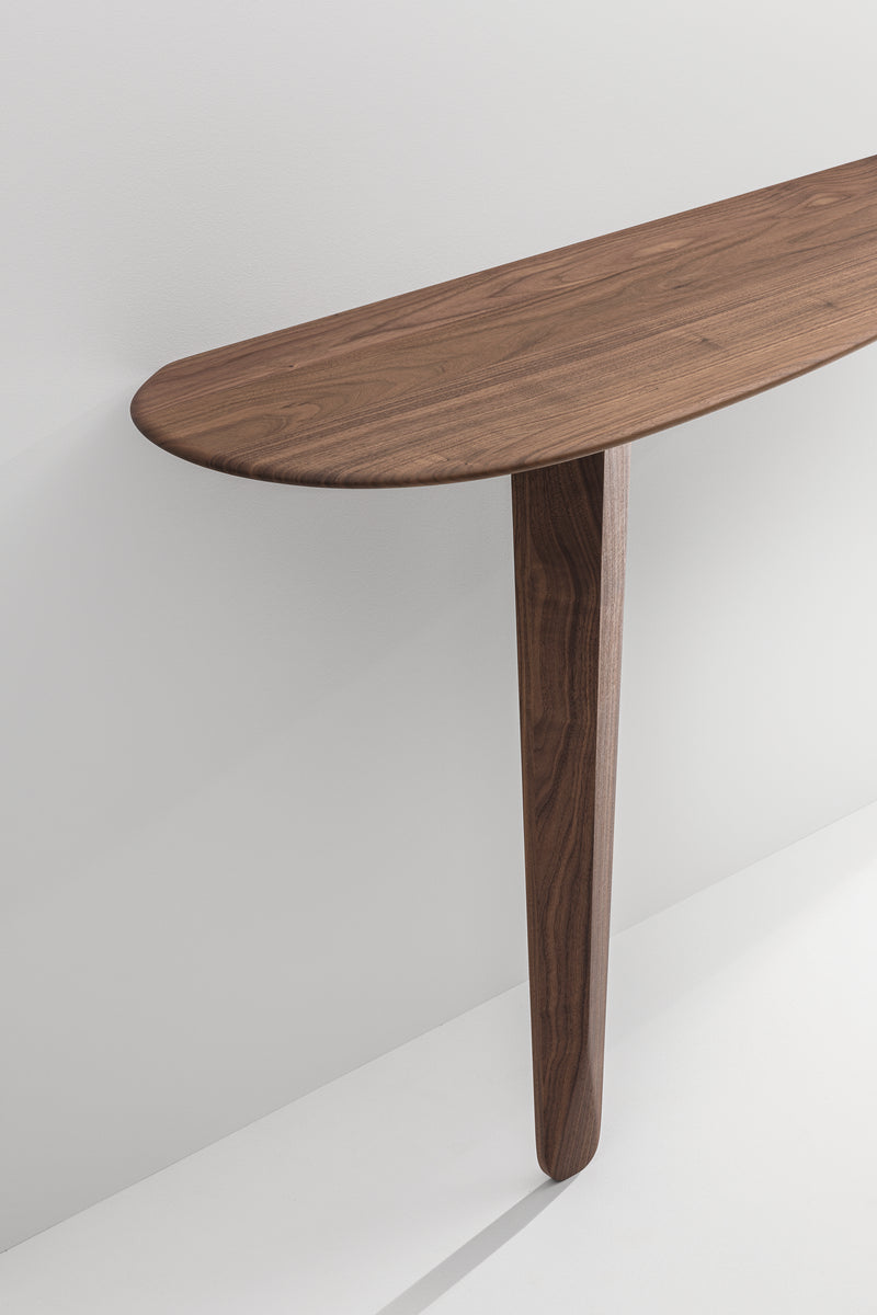 Console Kuyu (asymétrique gauche) — Noyer américain