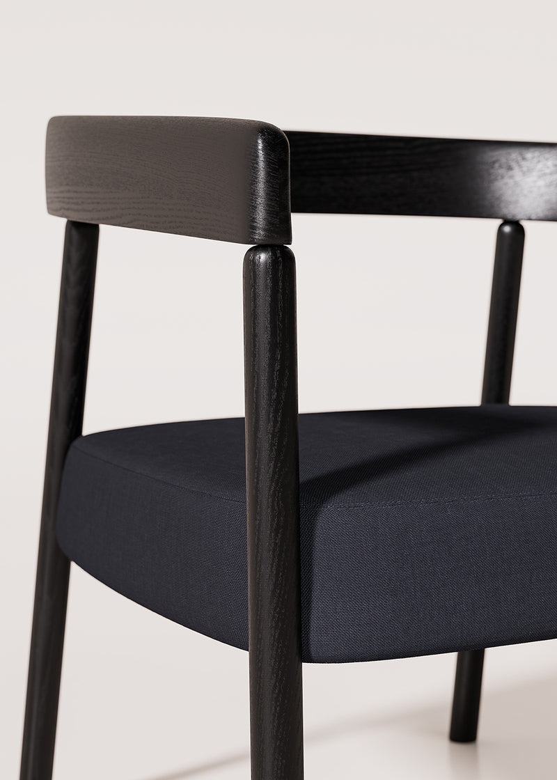 Fauteuil Nua — Frêne noir & Tissu Acet