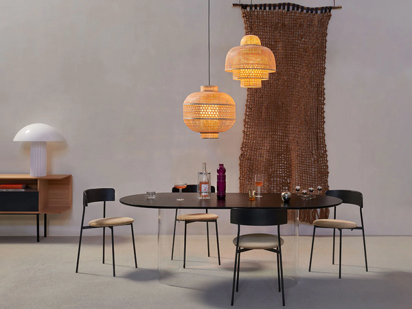 Table de diner Plateau oval — Pieds noir & Plateau noir