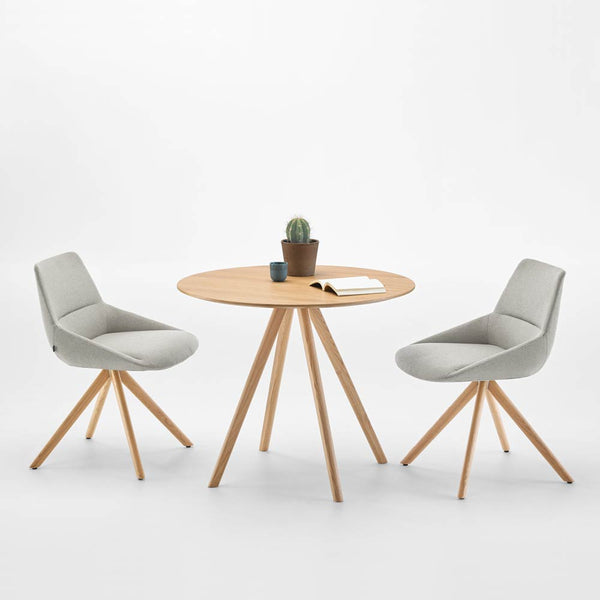 Table Stiks H72cm & plateau Ø80cm — Chêne naturel
