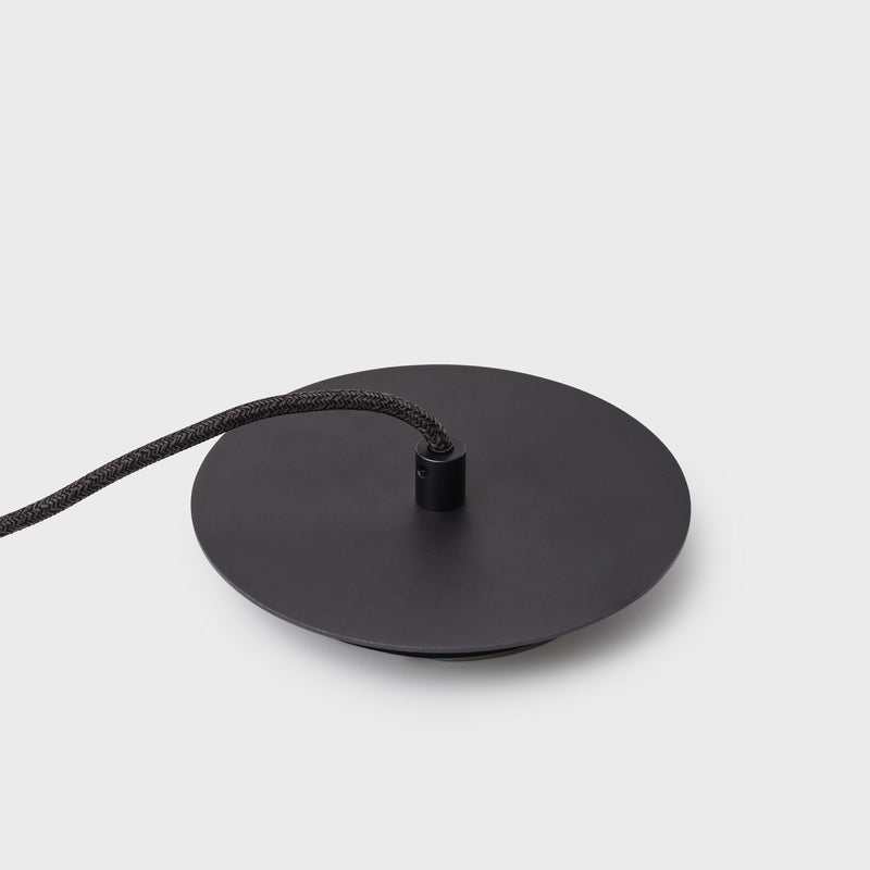 Suspension Loop & Sphere III — Noir