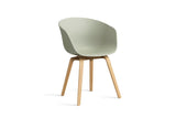 Fauteuil AAC 22, Piétement Chêne vernis naturel, Pastel green 2.0