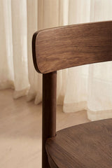 Chaise Taleri - Marron Noyer Foncé, ambiance