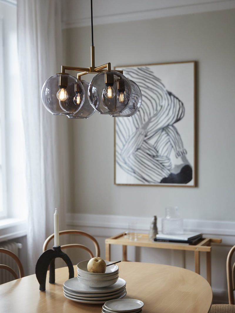 Suspension Ture — Laiton