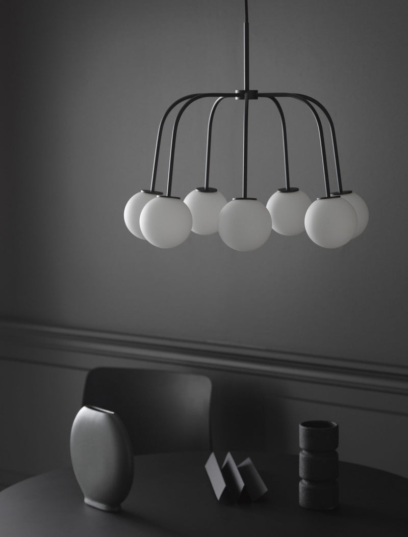 Suspension Waterfall — Noir