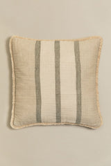 Vue d'ambiance du coussin Nyland en coton Beige Crème sur canapé