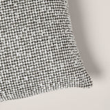 Housse de coussin PIETRO ivoire et noir 40x40 ambiance