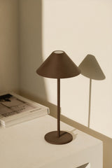 Lampe de table LED sans fil en fer Nebida Brun Café