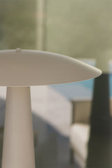 Lampadaire d'extérieur Irune - vue d'ambiance terrasse