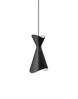 Suspension Ninotchka — Noir