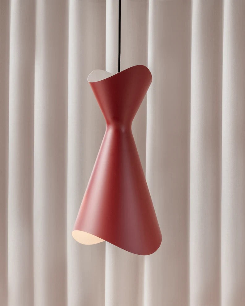 Suspension Ninotchka — Rouge