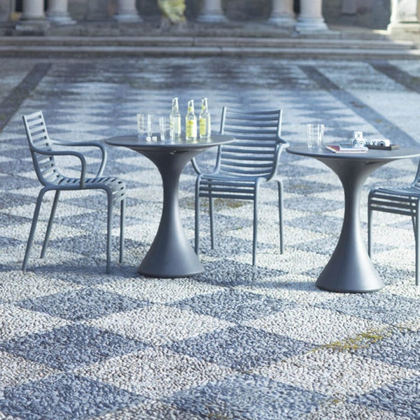 Chaise Pip-e avec accoudoirs — Dark grey