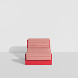 Chaise longue Eclipse - vue de face avec coussin Strange Loves rouge