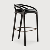 Tabouret de bar Aleta, teck brun foncé, cuir noir, métal bronze - vue de profil 2