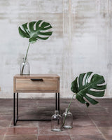 Table de chevet OneTwo — Teck