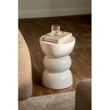 Table d'appoint ronde Tiyi en dolomite blanc cassé, vue générale