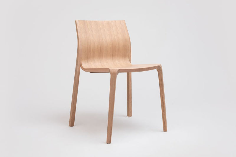 Chaise Silu