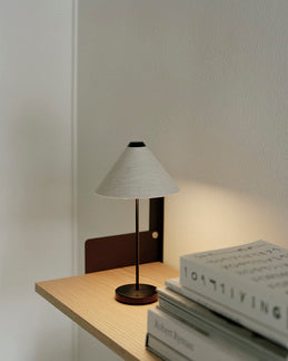 Lampe de table portable Brolly — Linen