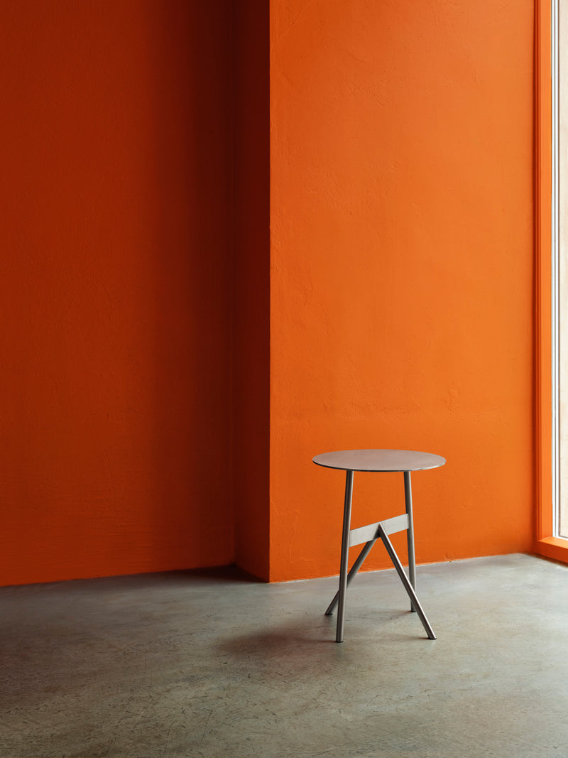 Table d'appoint Stock — Warm Grey
