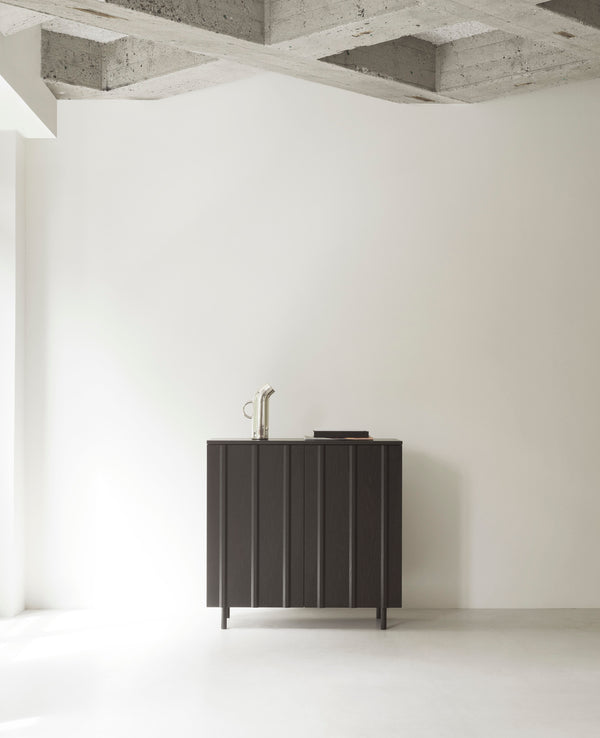 Cabinet Rib — Soft Black