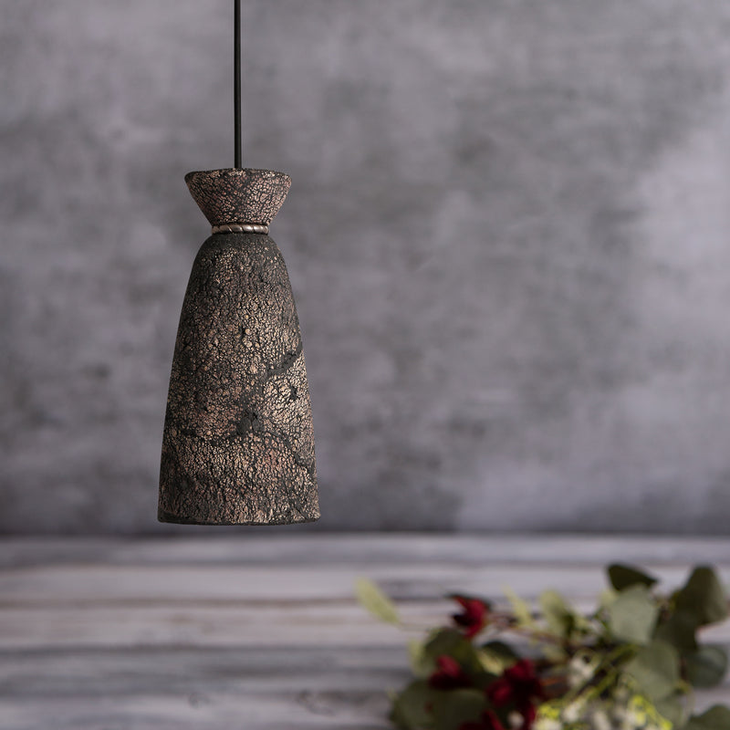 Suspension Pando — Noir Argile
