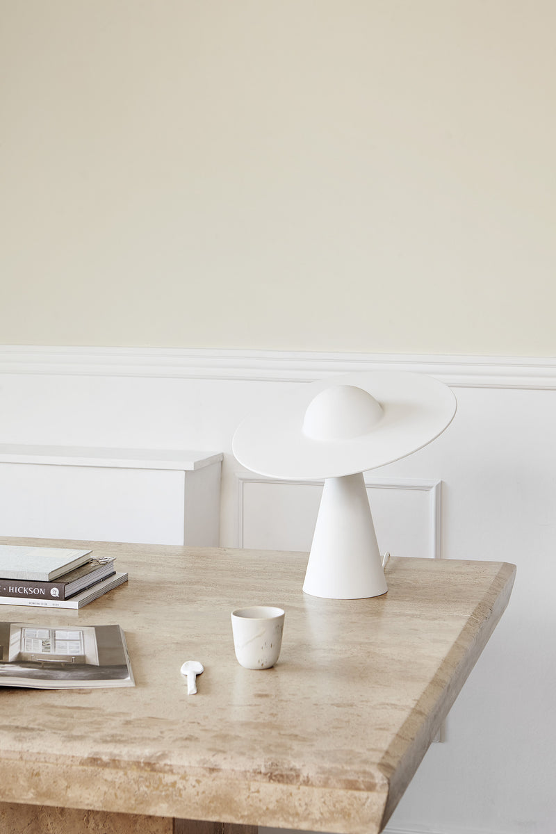 Lampe de table en céramique — Solaire