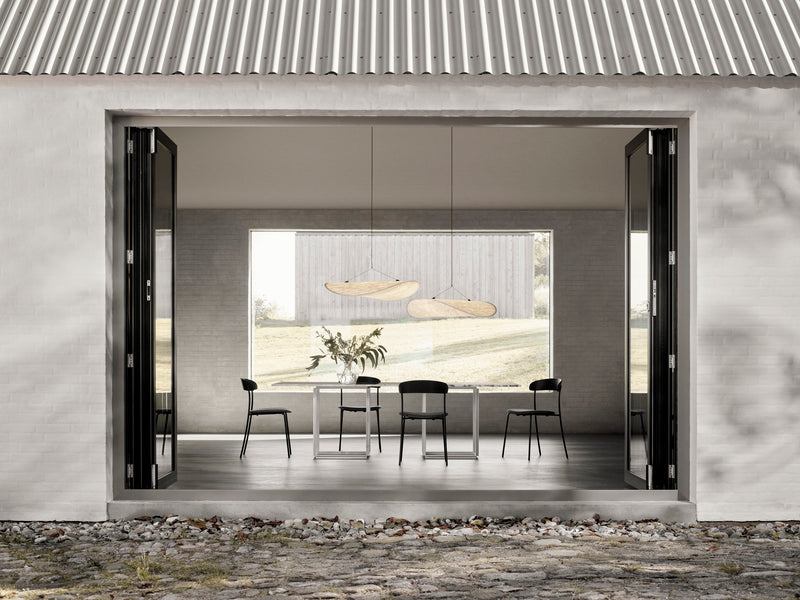 Fauteuil Missing — Black Ash w. Black Frame