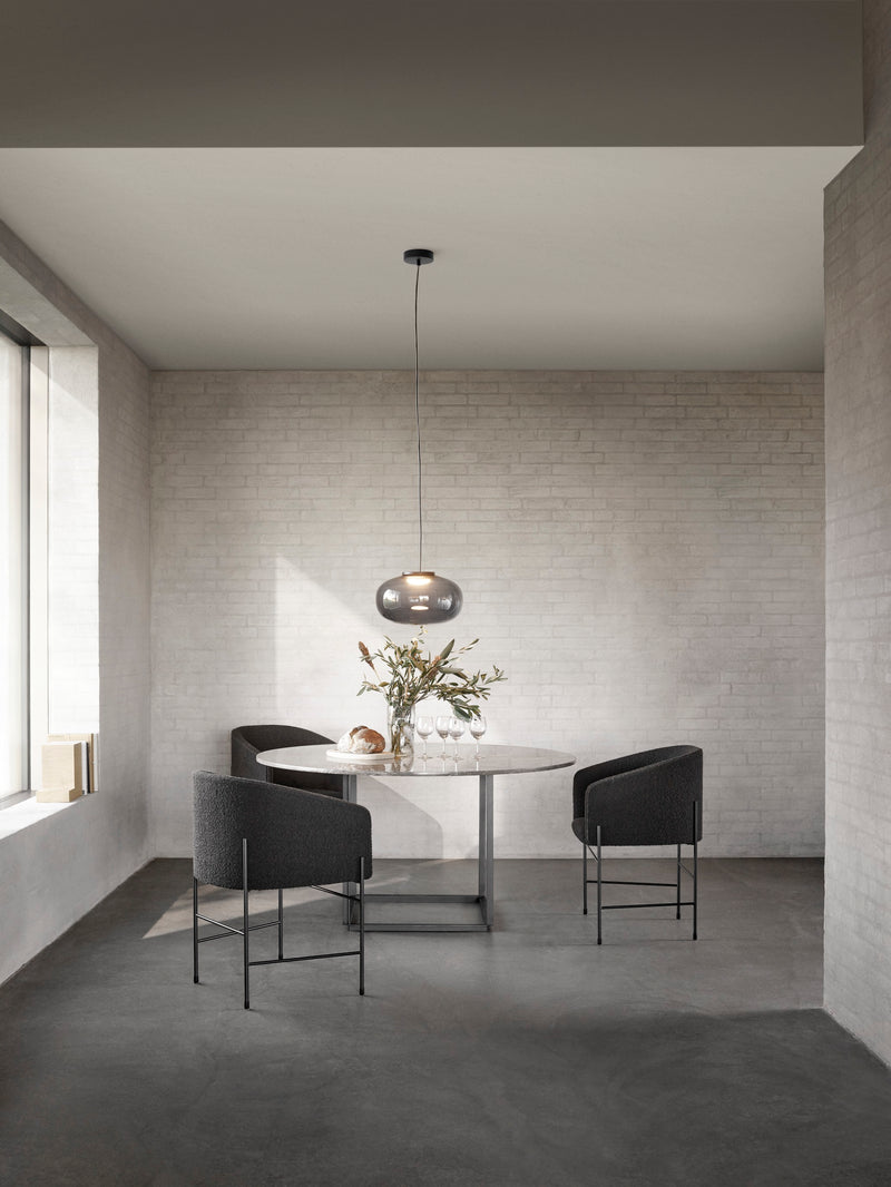 Table de diner Florence — Gris du Marais Marble w. Black Frame