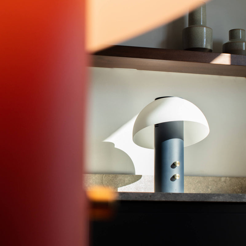 Lampe de table et enceinte Piccolo — Bleu